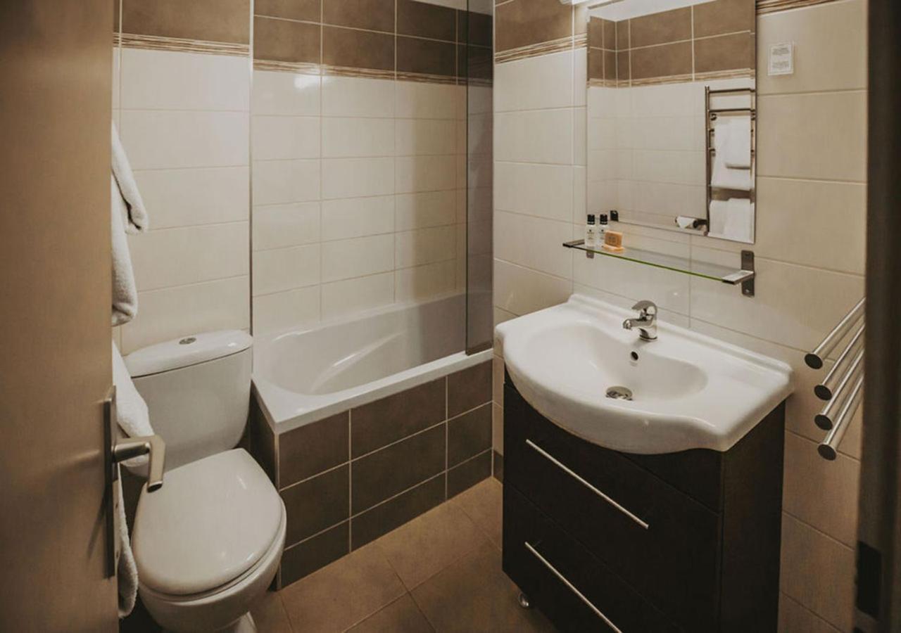 Hotel Les Grangettes Мерибель Номер фото